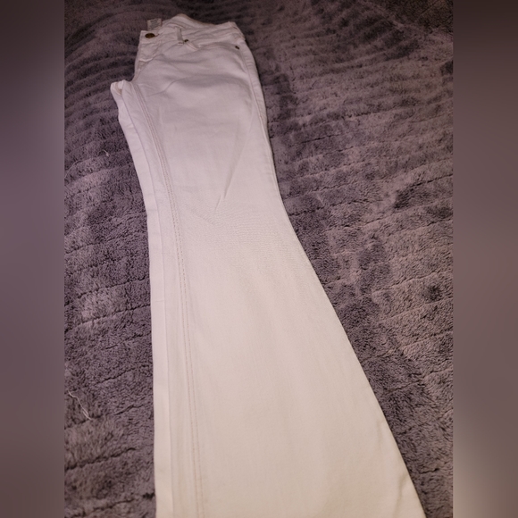 True Religion Jeans - Picture 6 of 11